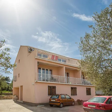 Ante Nobilo 3* Lumbarda