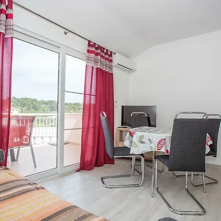 Ante Nobilo Aparthotel Lumbarda