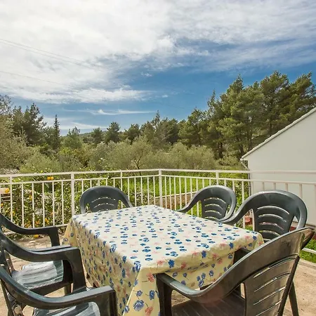 Ante Nobilo 3* Lumbarda