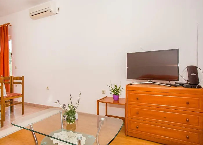 Ante Nobilo Lumbarda